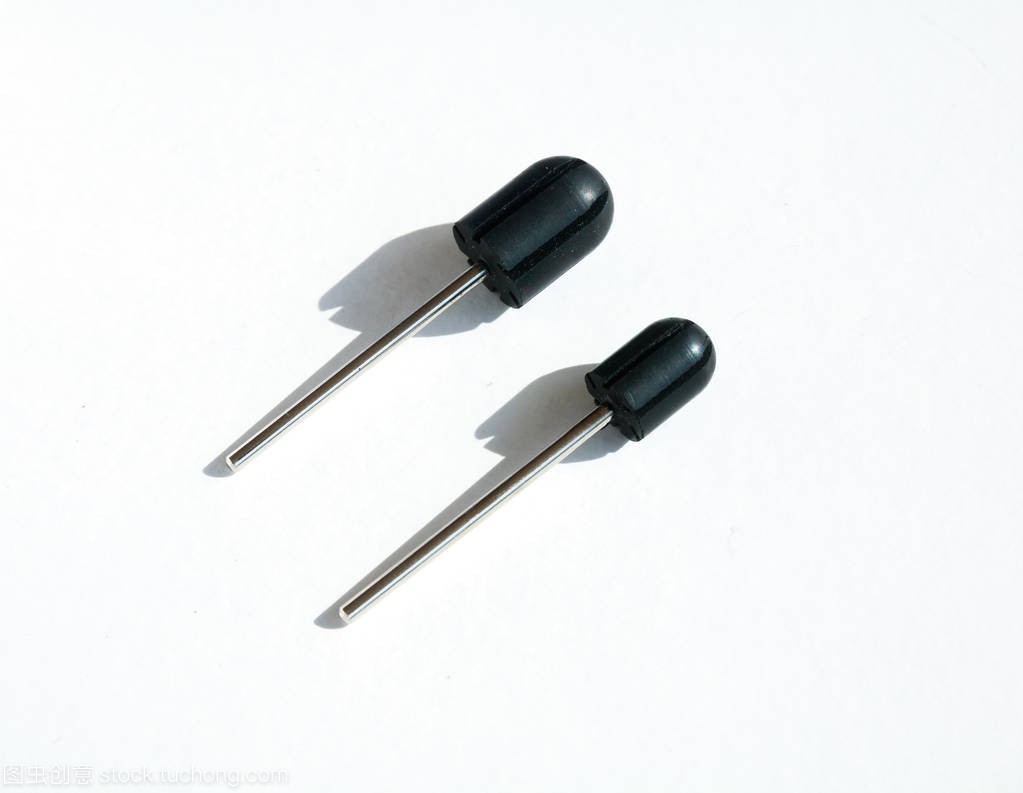 砂帽橡胶芯模与钻头尺寸的匹配应用